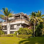 3Br Family Home In Laguna — 100M Walk From Beach
