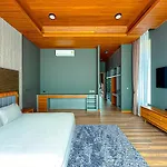 Villa Menara Bang Tao