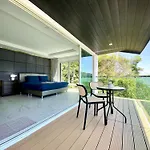 Stunning Seaview Duplex Villa - Baan Jayden