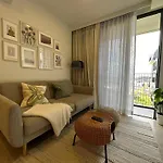 2 Bd Laguna Skypark Condo
