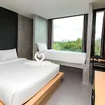 B2 Phuket Boutique & Budget Hotel