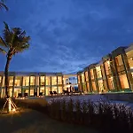 Wanaburi Resort