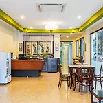 Le Hua Hotel