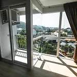 Ozone Condotel Kata Beach