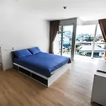 Ozone Condotel Kata Beach