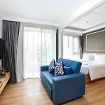 Aristo 2 Beach Front - By Holy Cow 420