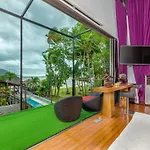 Beachfront Pool Villa Vanilla