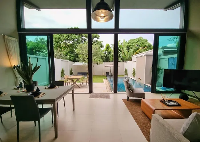 Horizon Vista Pool Villa Family Retreat Bangtao