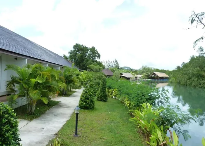 Chaiyo Resort