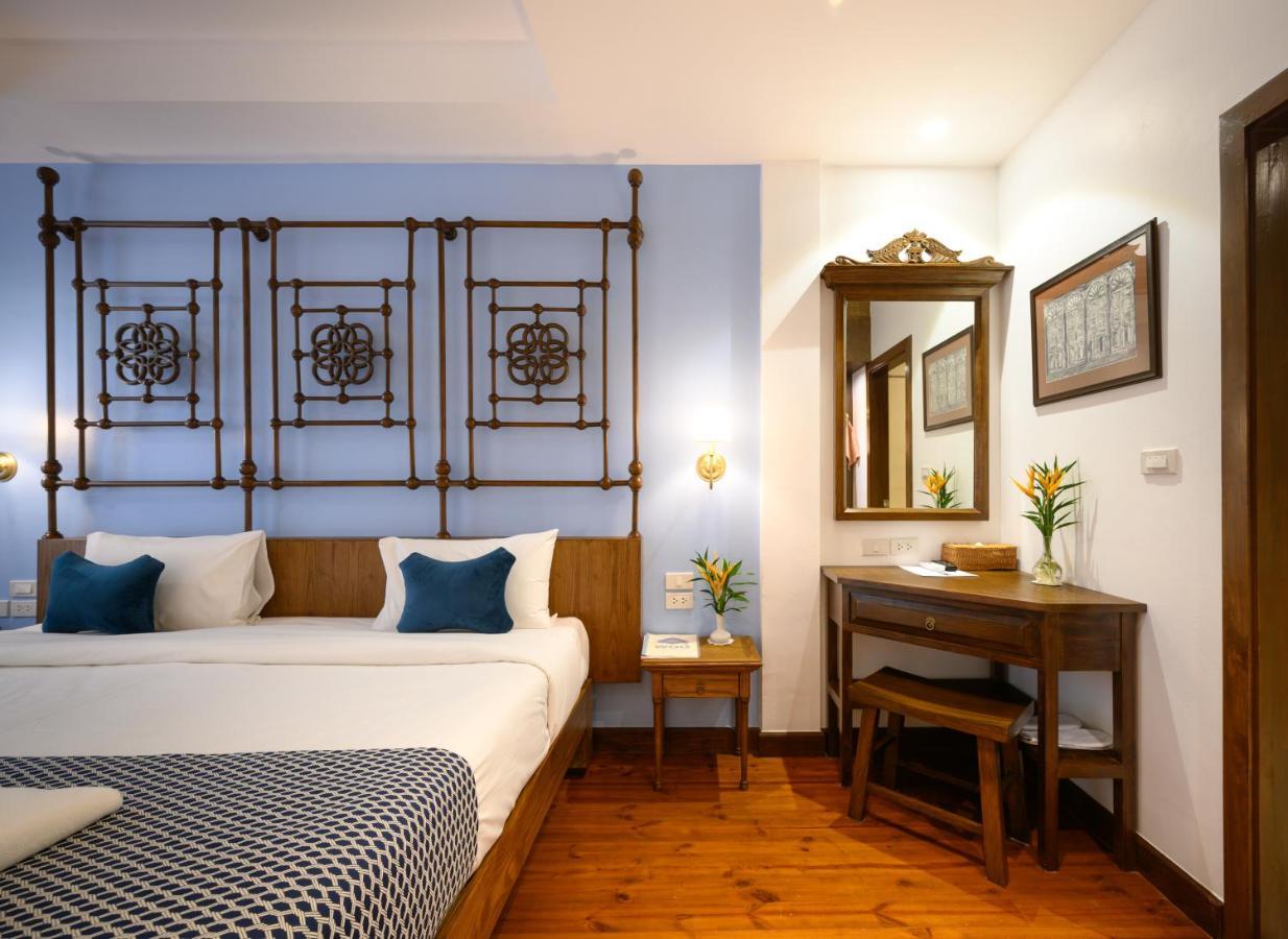 Hotel Woo Gallery & Boutique Phuket