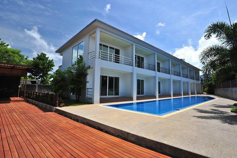 Chalong Front Hotel