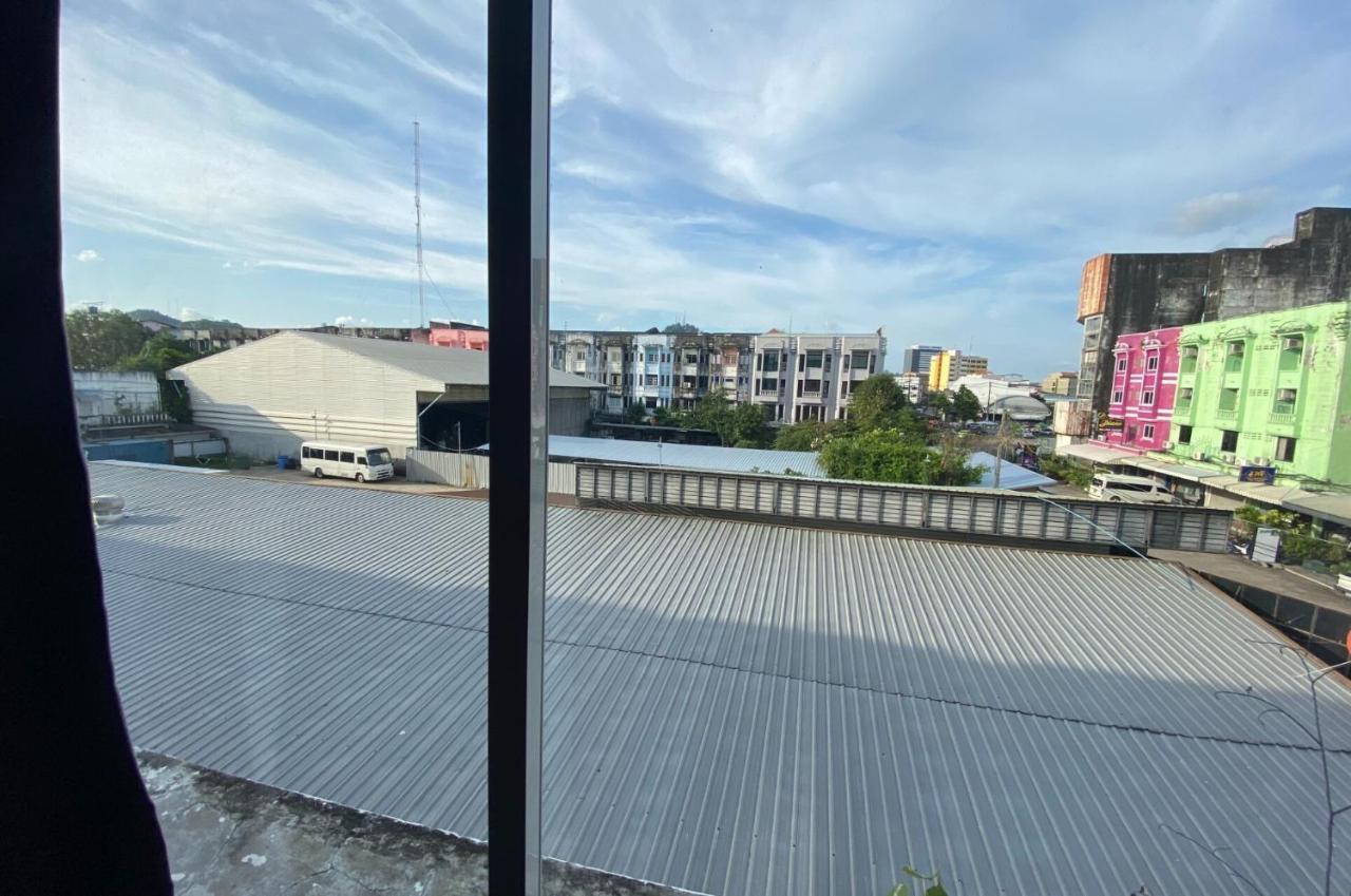 Hotel Oyo 75311 Bed One Phuket