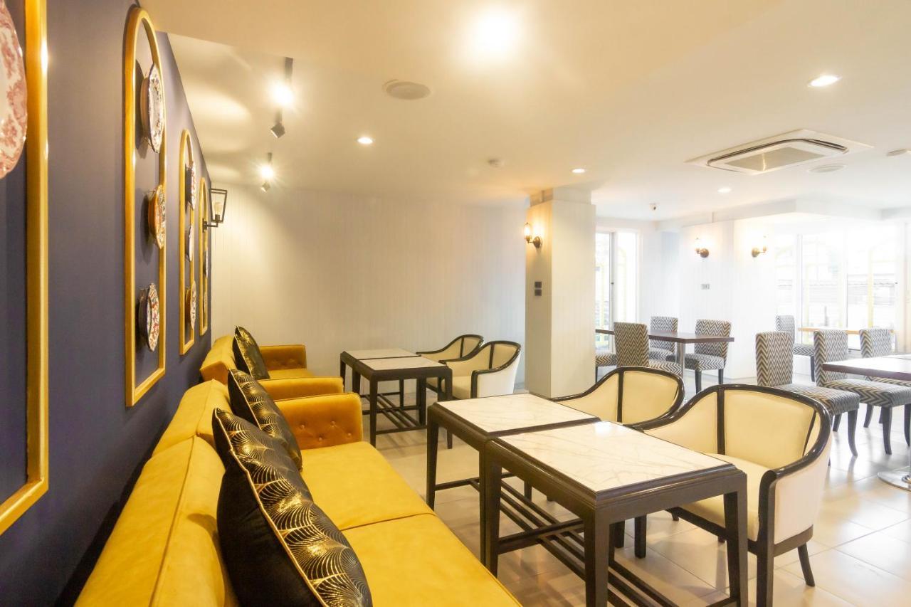 Montree Hotel, Sha Extra Phuket