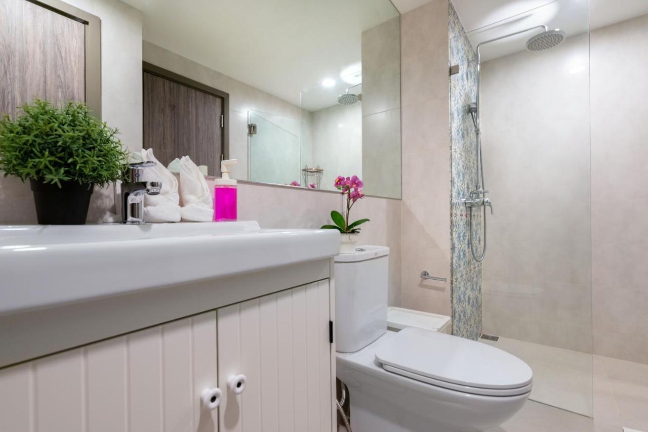 Luxury At Title Residencies Naiyang