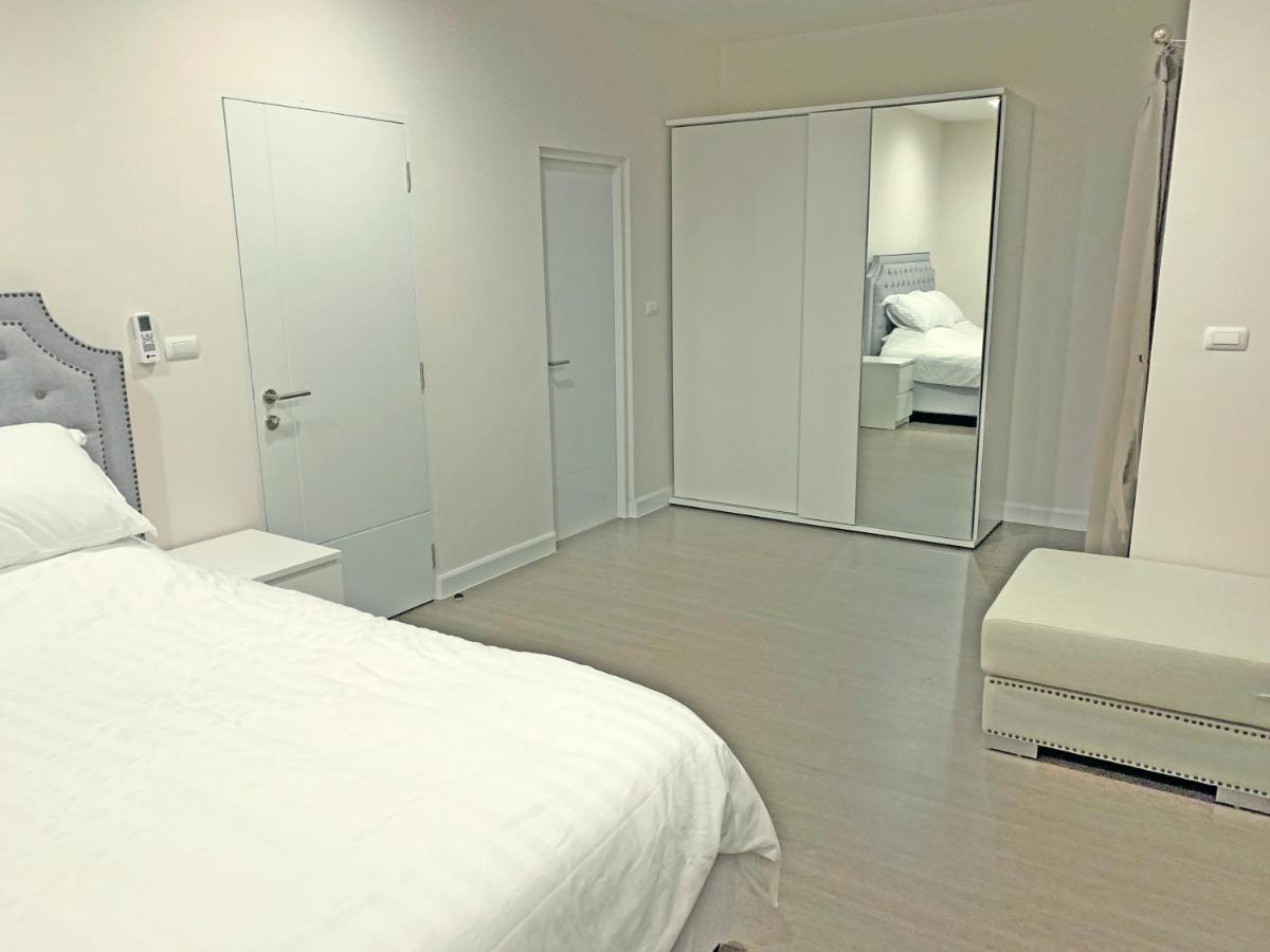 Saransiri - 3 Bedroom With Private Pool, Office & Fast Wi-fi Phuket