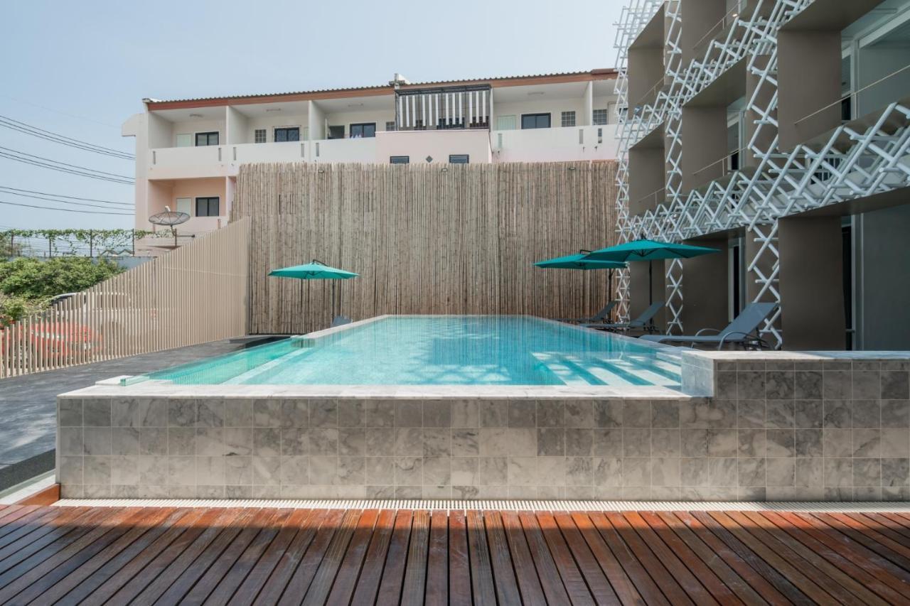 Hotel Yanud 4*