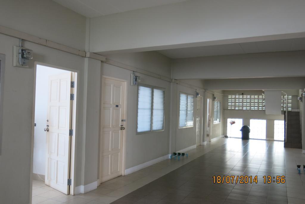 Ekkamon Inn