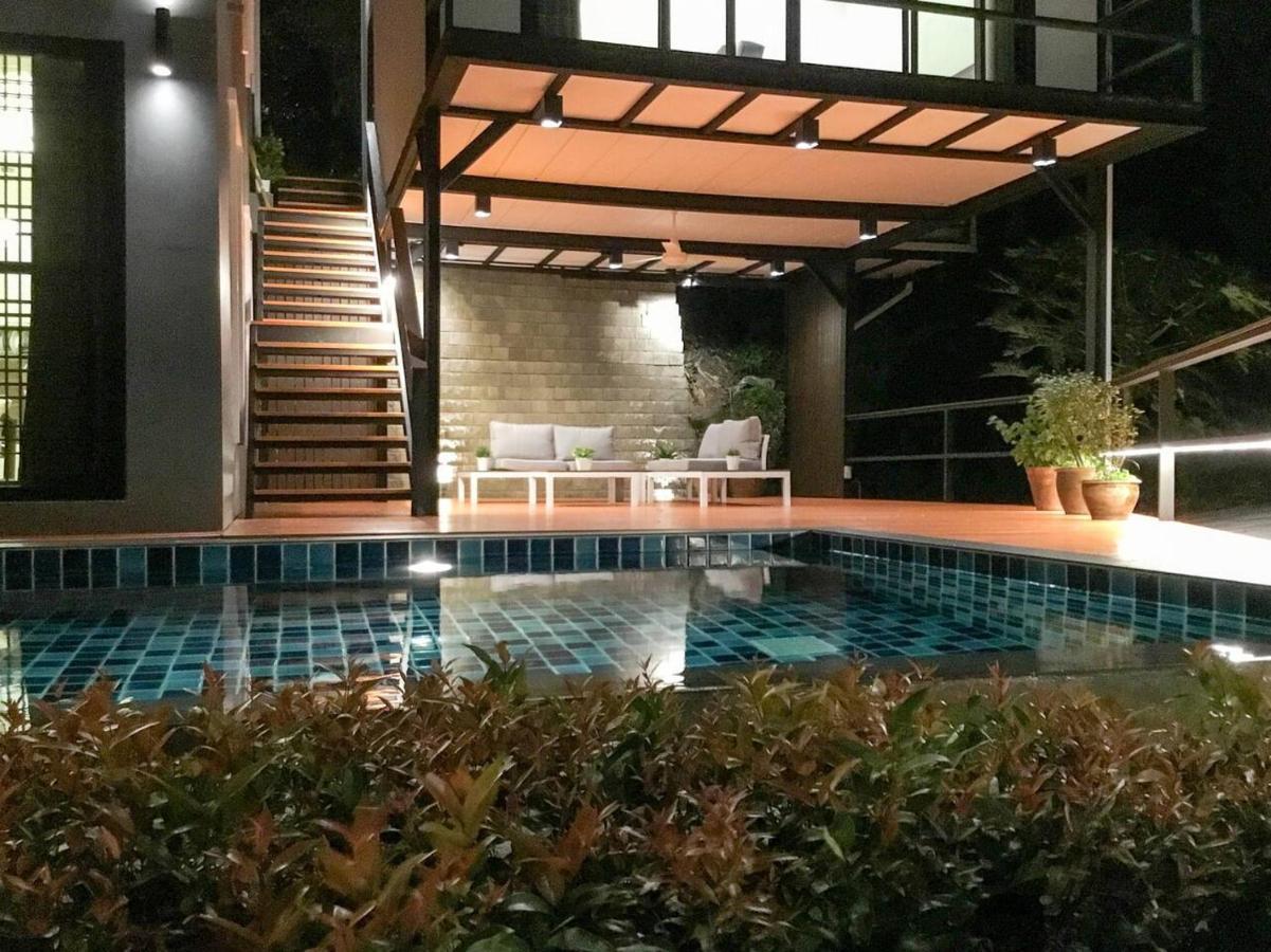 Koh Sirey Beachfront Pool Holiday home Phuket