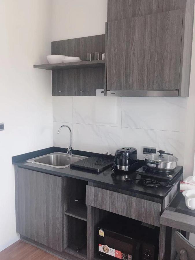Apartment Space Central Condominium Lucky *