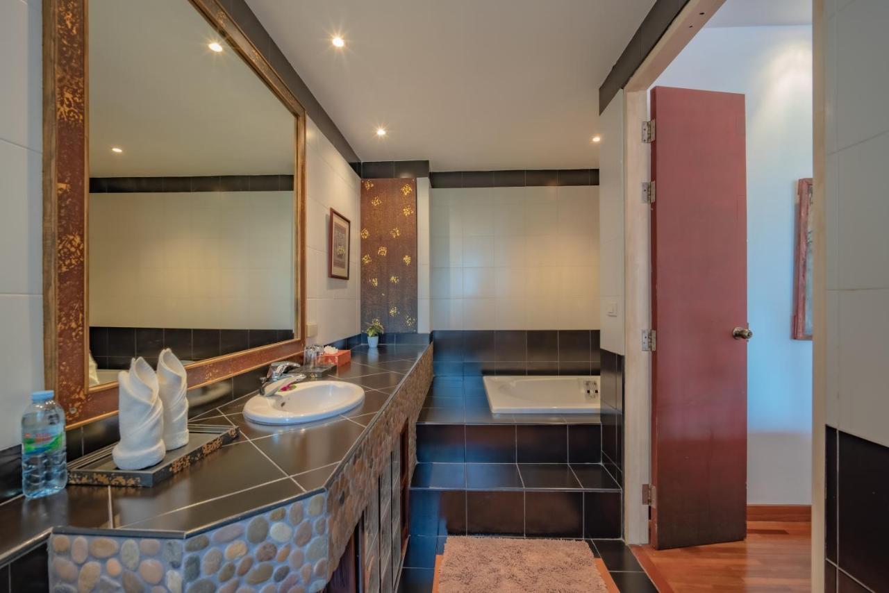 Pagoda Sea View Hills - Private Pool Villa, Kata Beach *