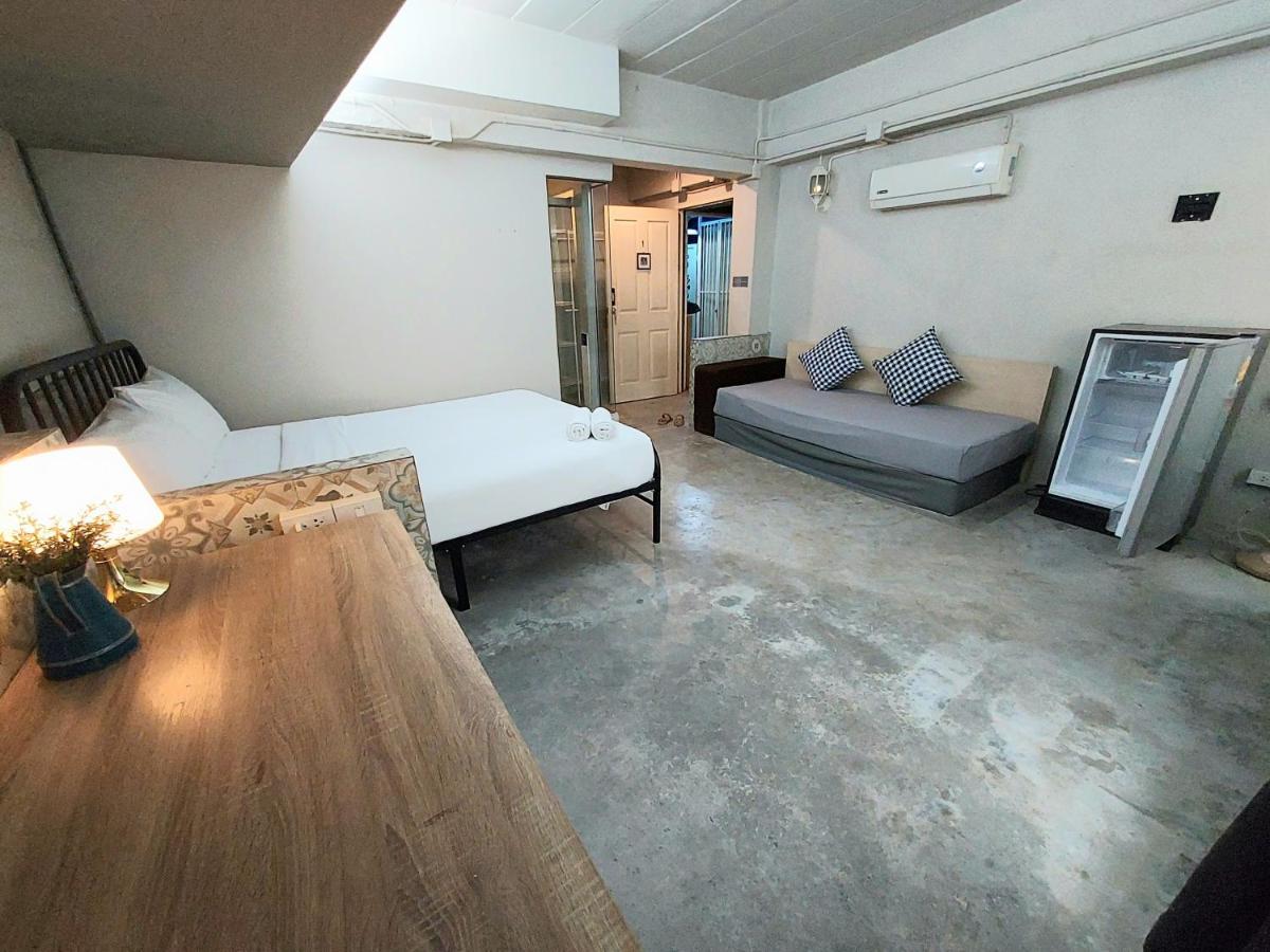 Mee Tang Nang Non Guest house Phuket