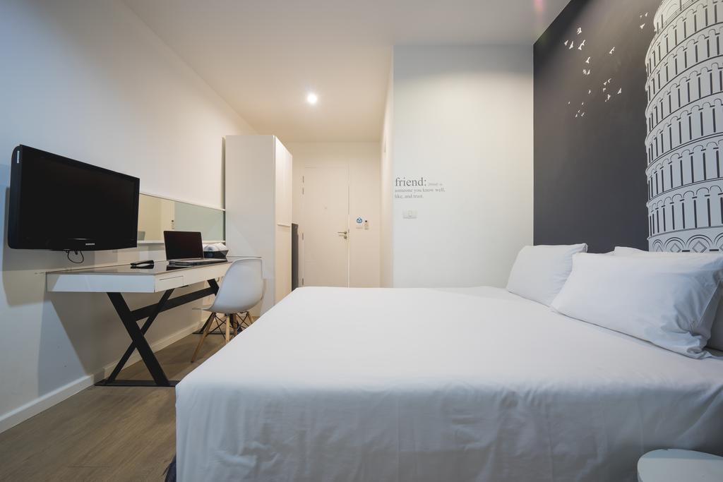 Blu Monkey - Sha Hotel Phuket