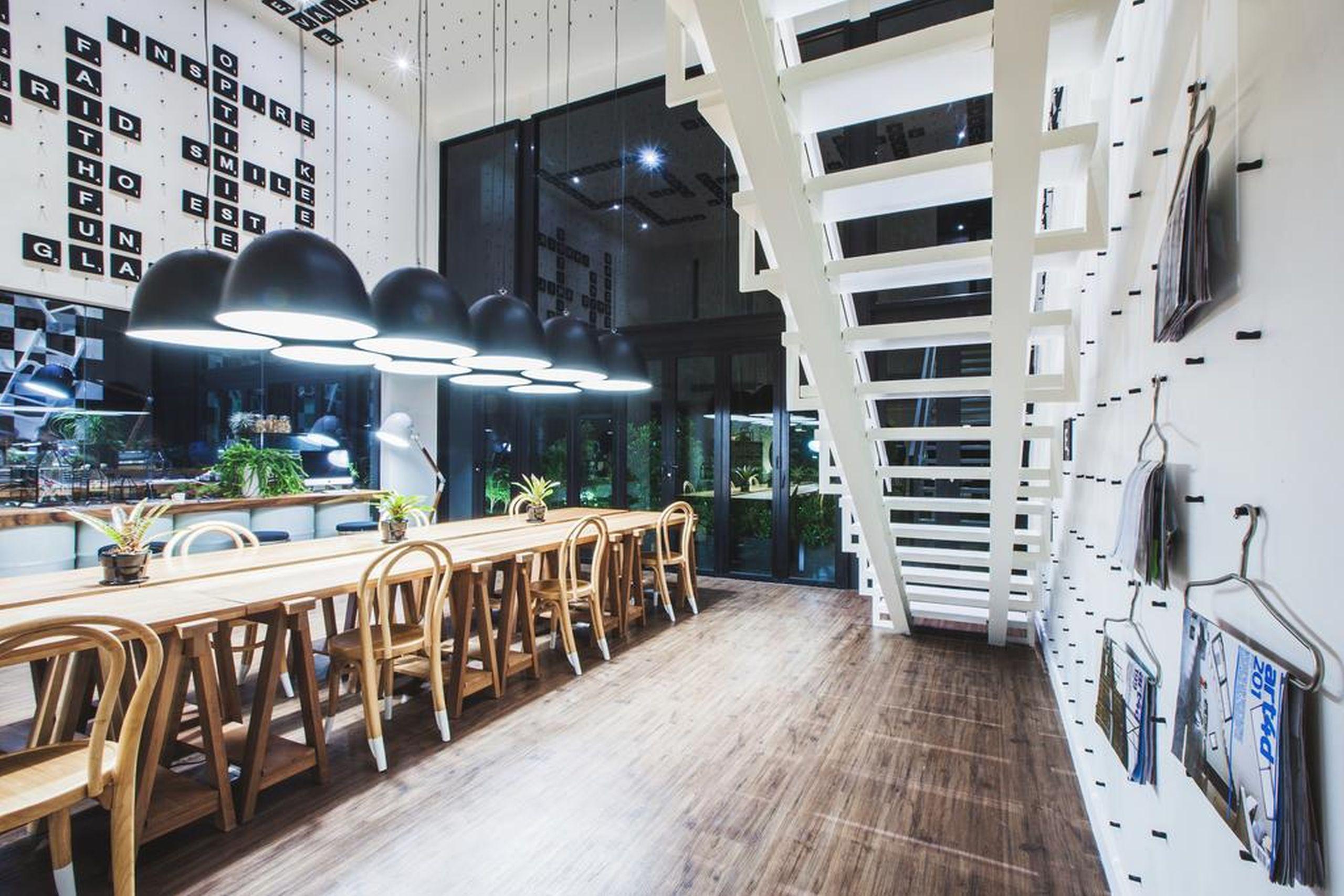 Blu Monkey Hub&hotel - Sha Extra Phuket