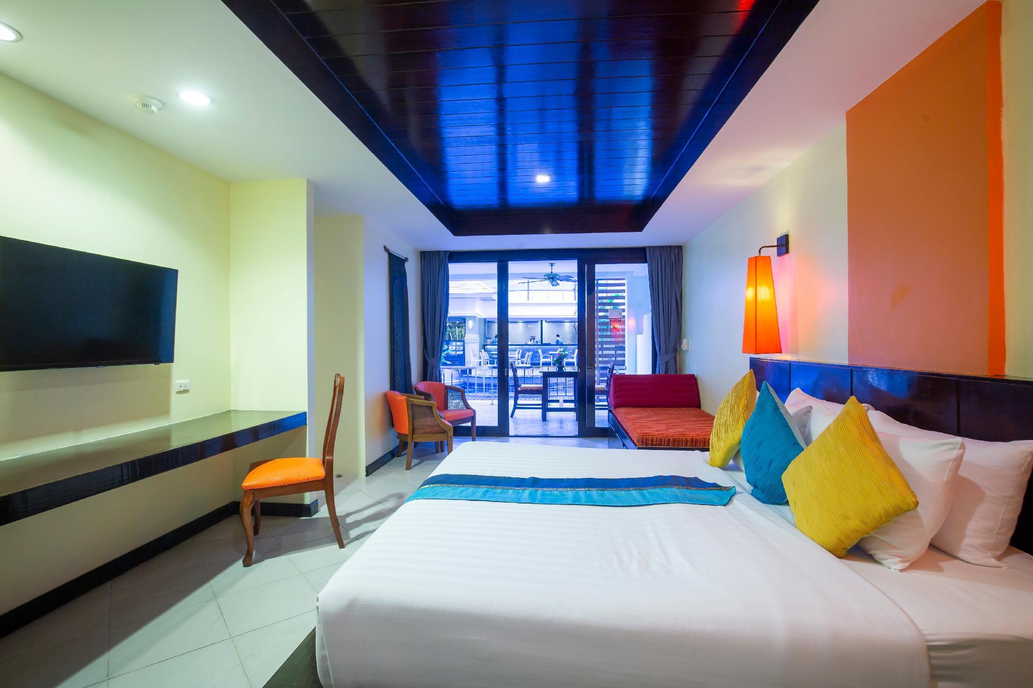 Woovo Phuket 4*