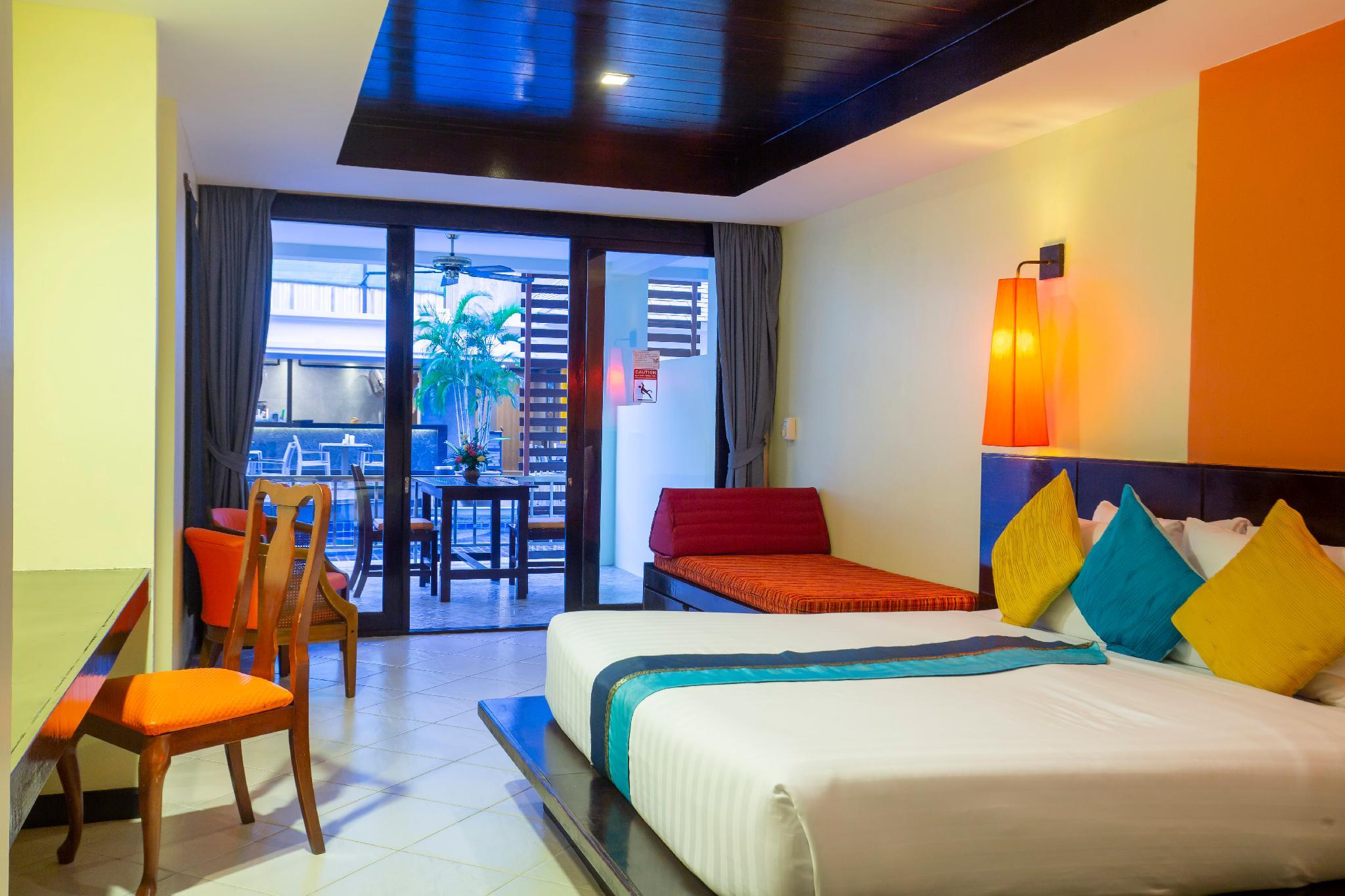 Woovo Phuket 4*