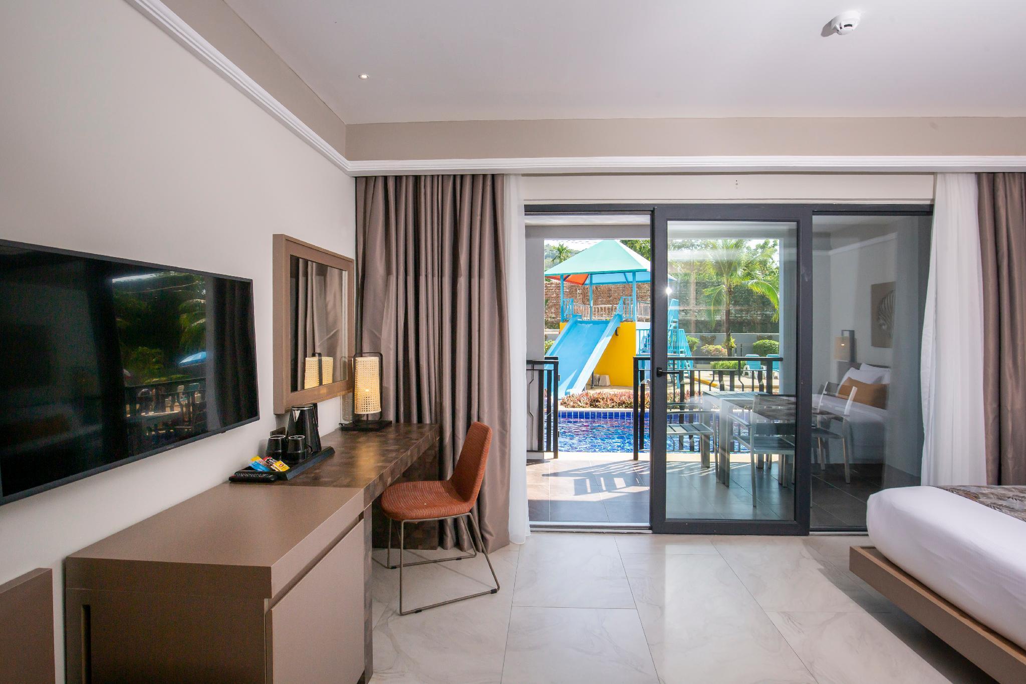 Hotel Woovo Phuket 4*