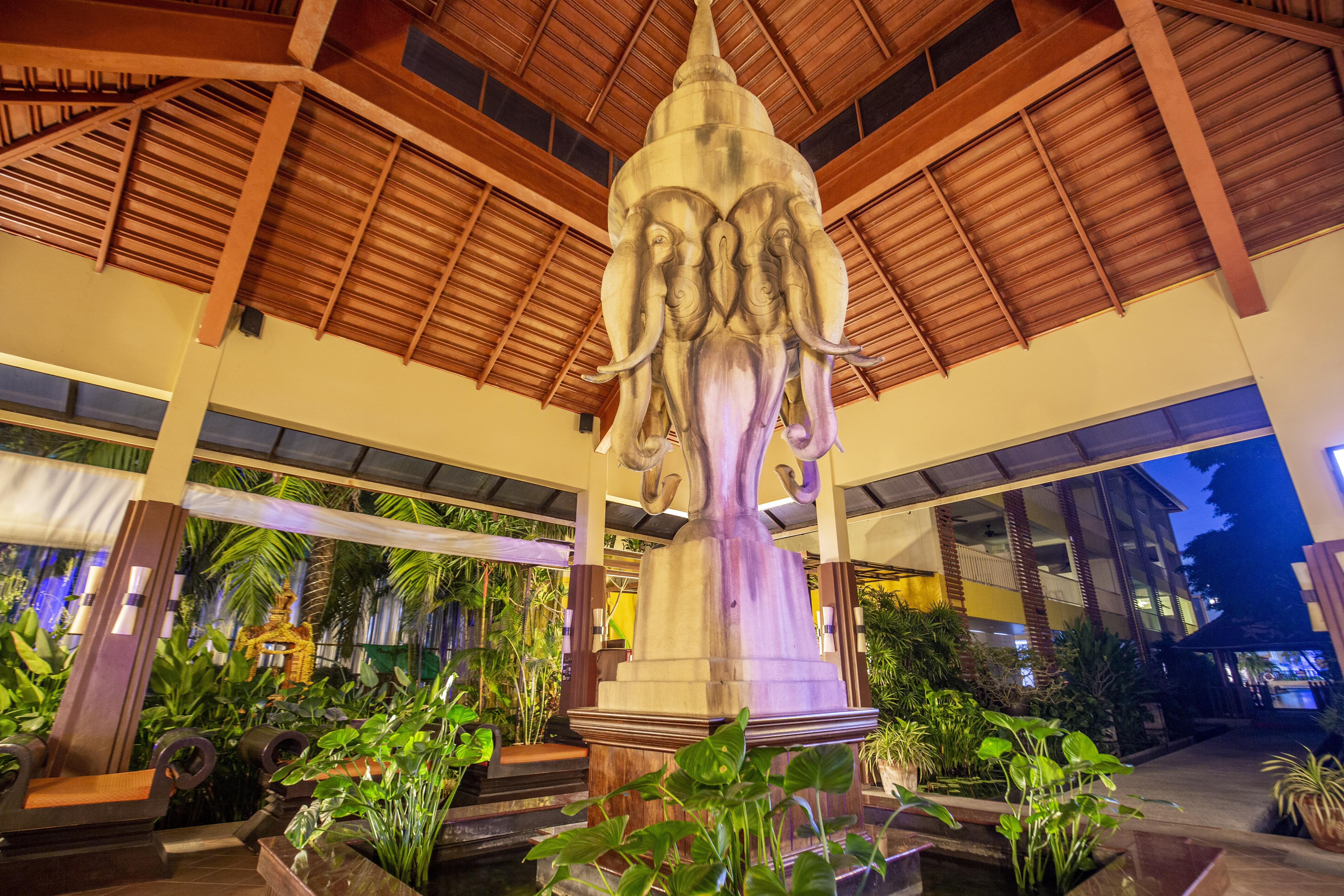 Hotel Woovo Phuket 4*