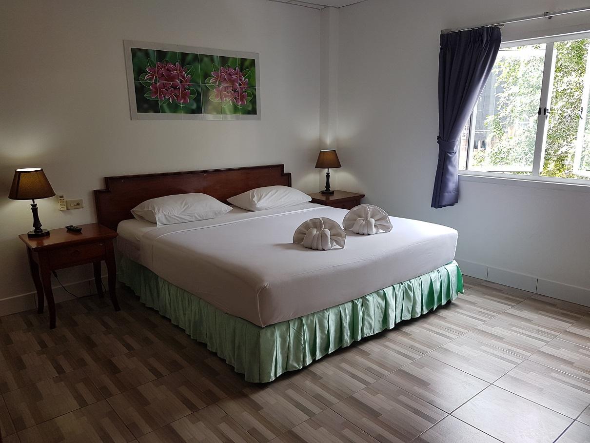 Guest house Welcome @ Karon Beach. Single From Only 500 Baht 2*