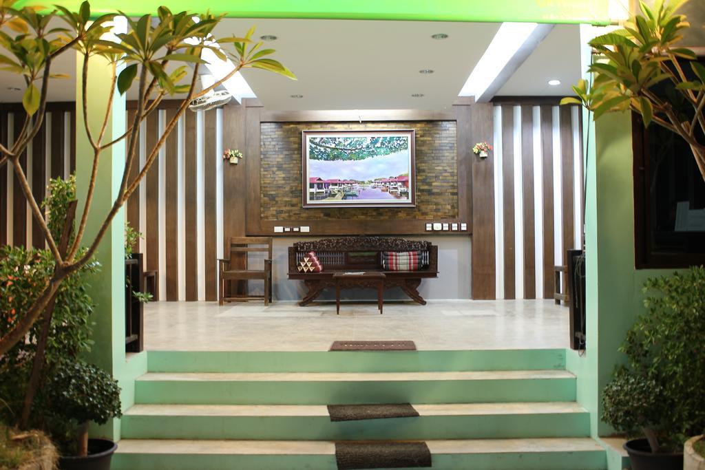 Resort The Laemhin Lagoon Phuket