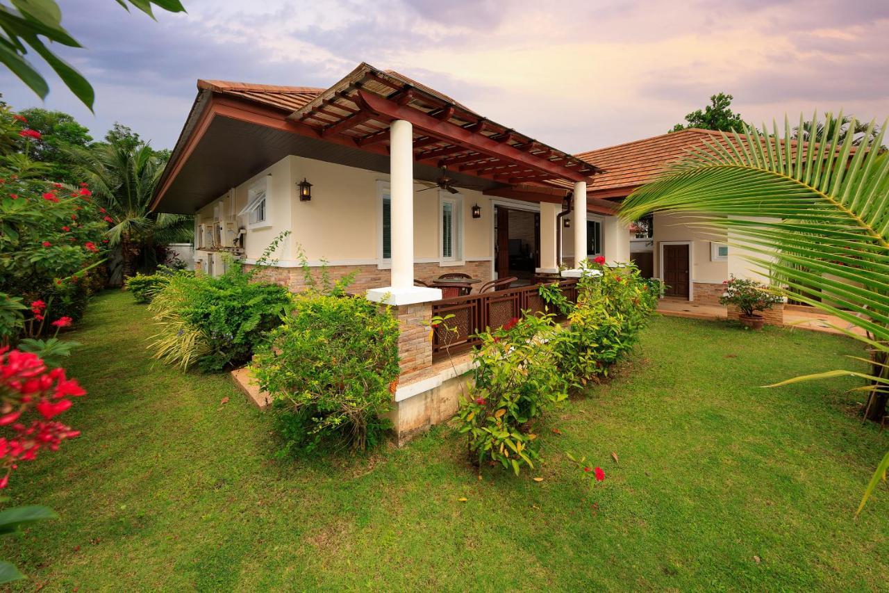 Sumali 3brd, Private Pool, Garden, Villa Phuket