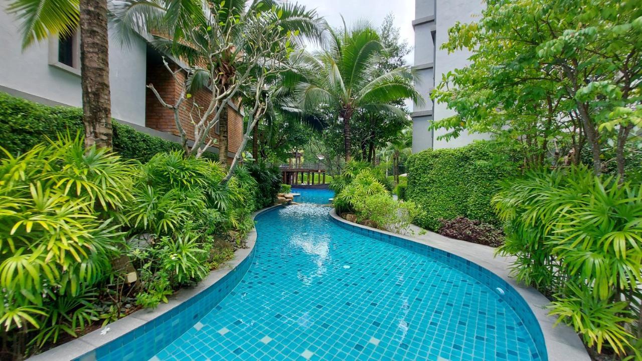 Cozy Close To Amazing ! 39 Sqm *