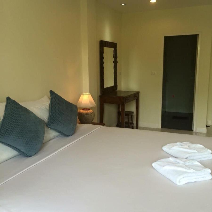 Glitter House * Phuket
