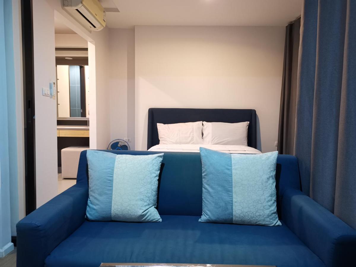 Apartment 4 Floor - Centrio Condominium Near Shopping Malls And Andamanda Water Park *