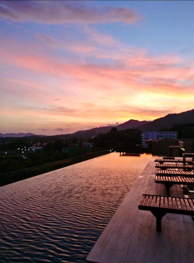 Aristo Surin J16 Apartment *