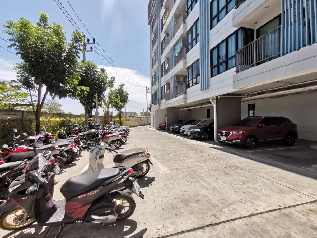 4 Floor - Centrio Condominium Near Shopping Malls And Andamanda Water Park Apartment *