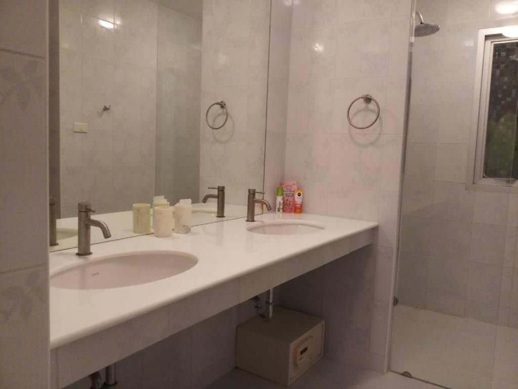 Villa B23 *