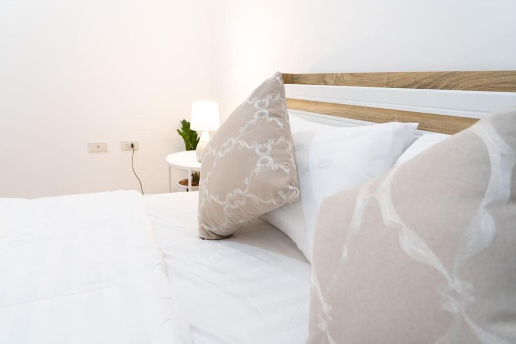 Maia House L 3br 3ba L Naiyang Beach L Hkt Airport Villa Phuket