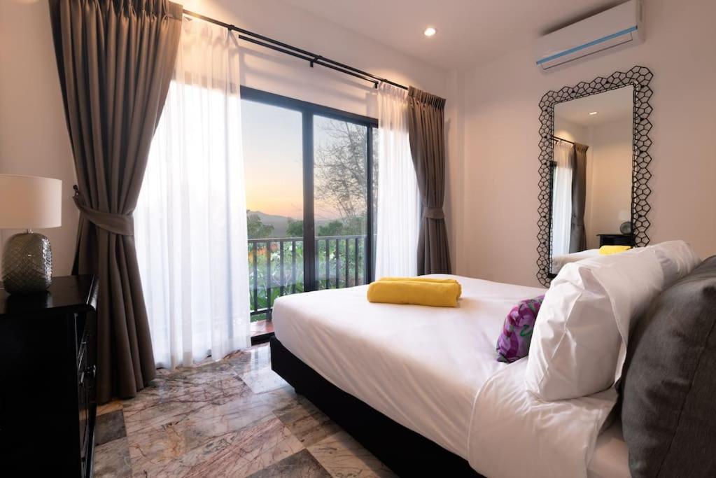 Villa Panoramic 4br Cape Yamu Seaview Pool