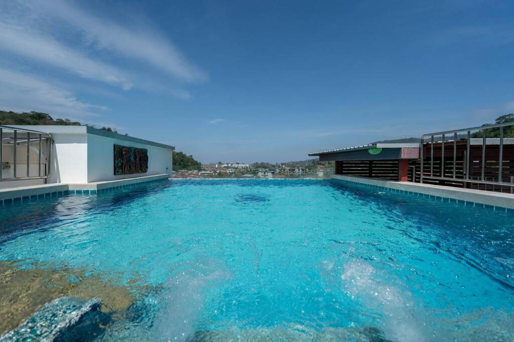 Apartment Private Rooftop Pool - Penthouse