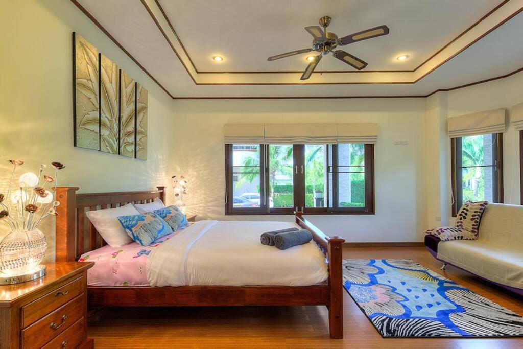 Holiday home Spacious With Private Garden By Capitalpro *
