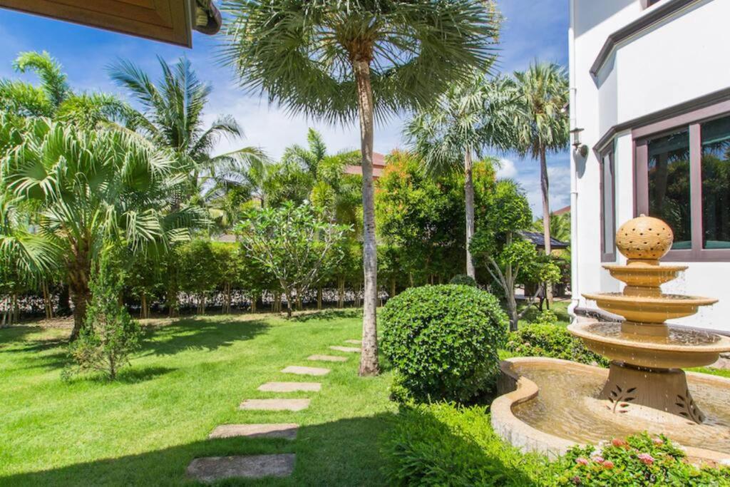 Holiday home Spacious With Private Garden By Capitalpro *