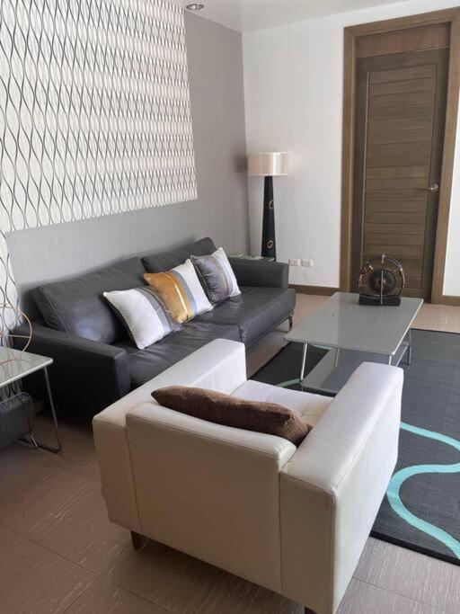 Suriyasom 3 Bed Private Pool * Phuket