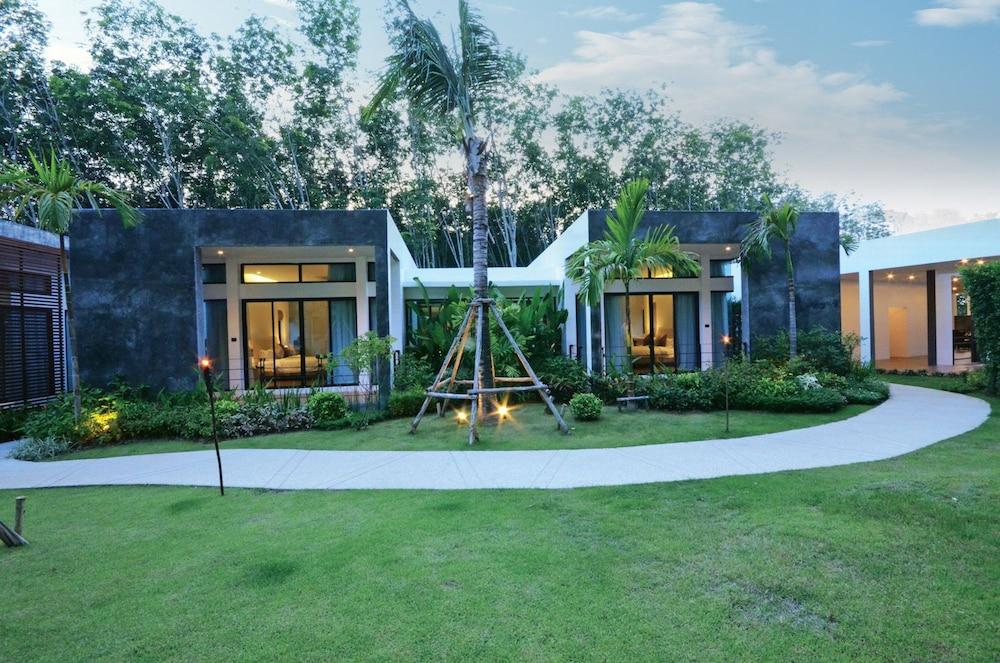 Wanaburi Resort 4*