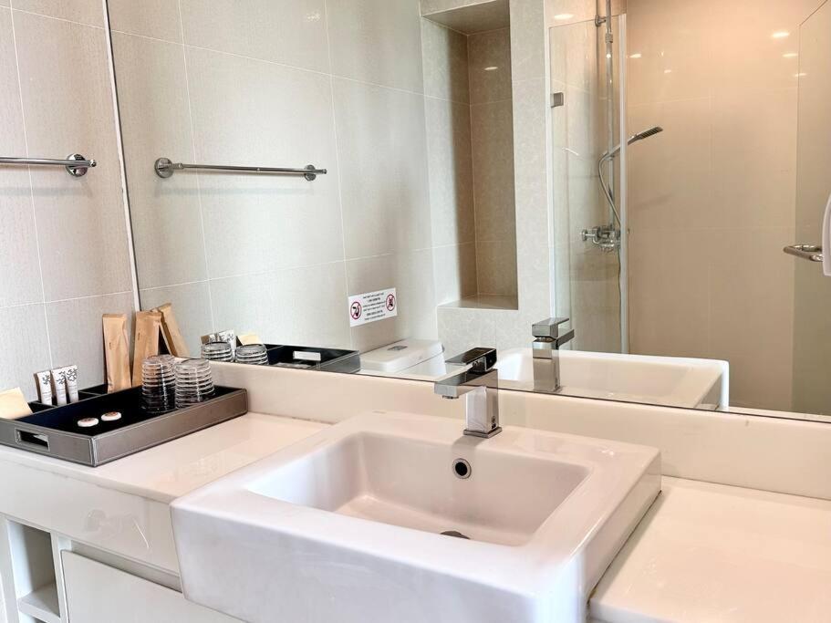 Aristo Surin M18 Apartment *