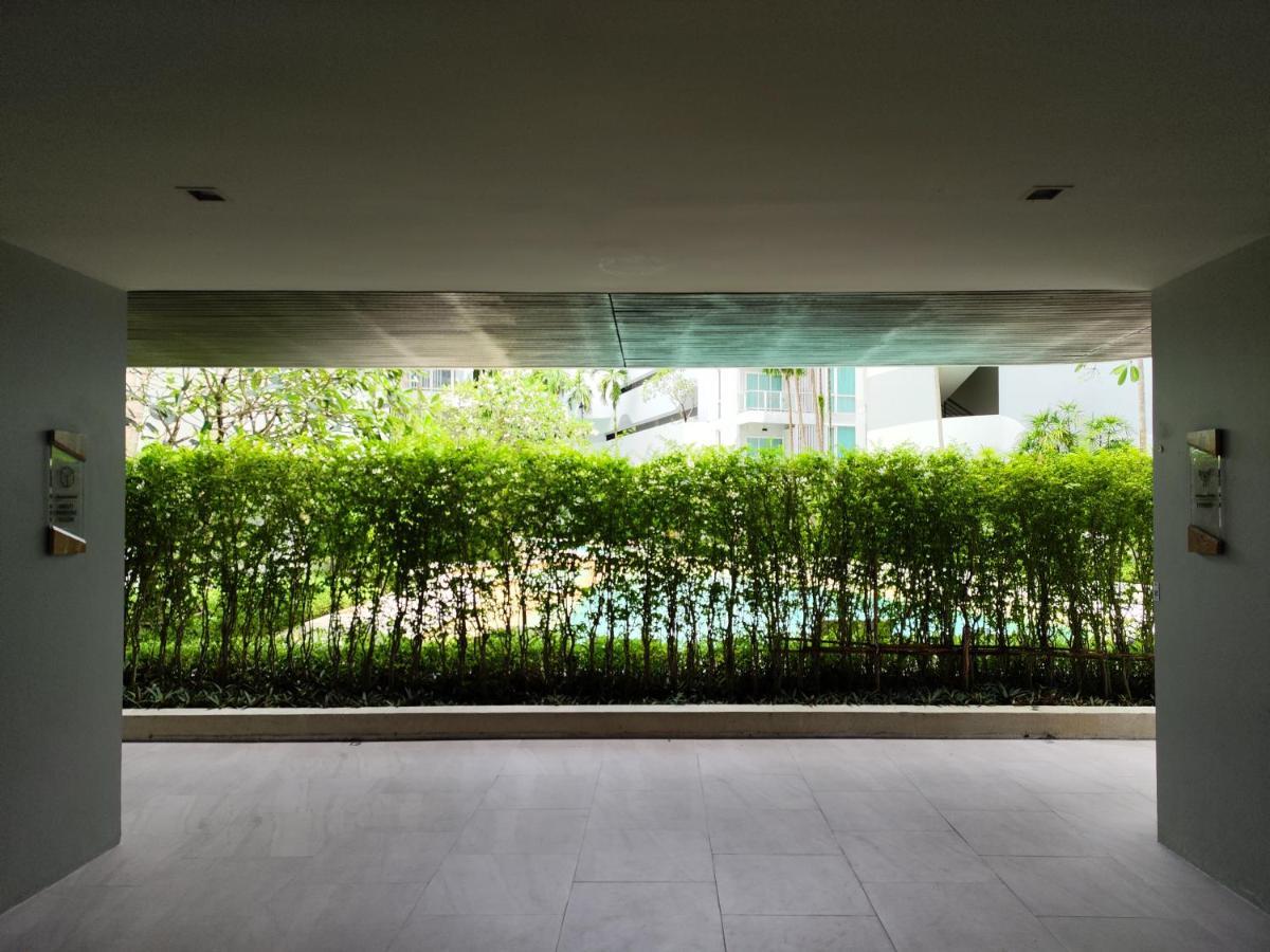 2 Floor - The Base Downtown Next To Shopping Mall * Phuket