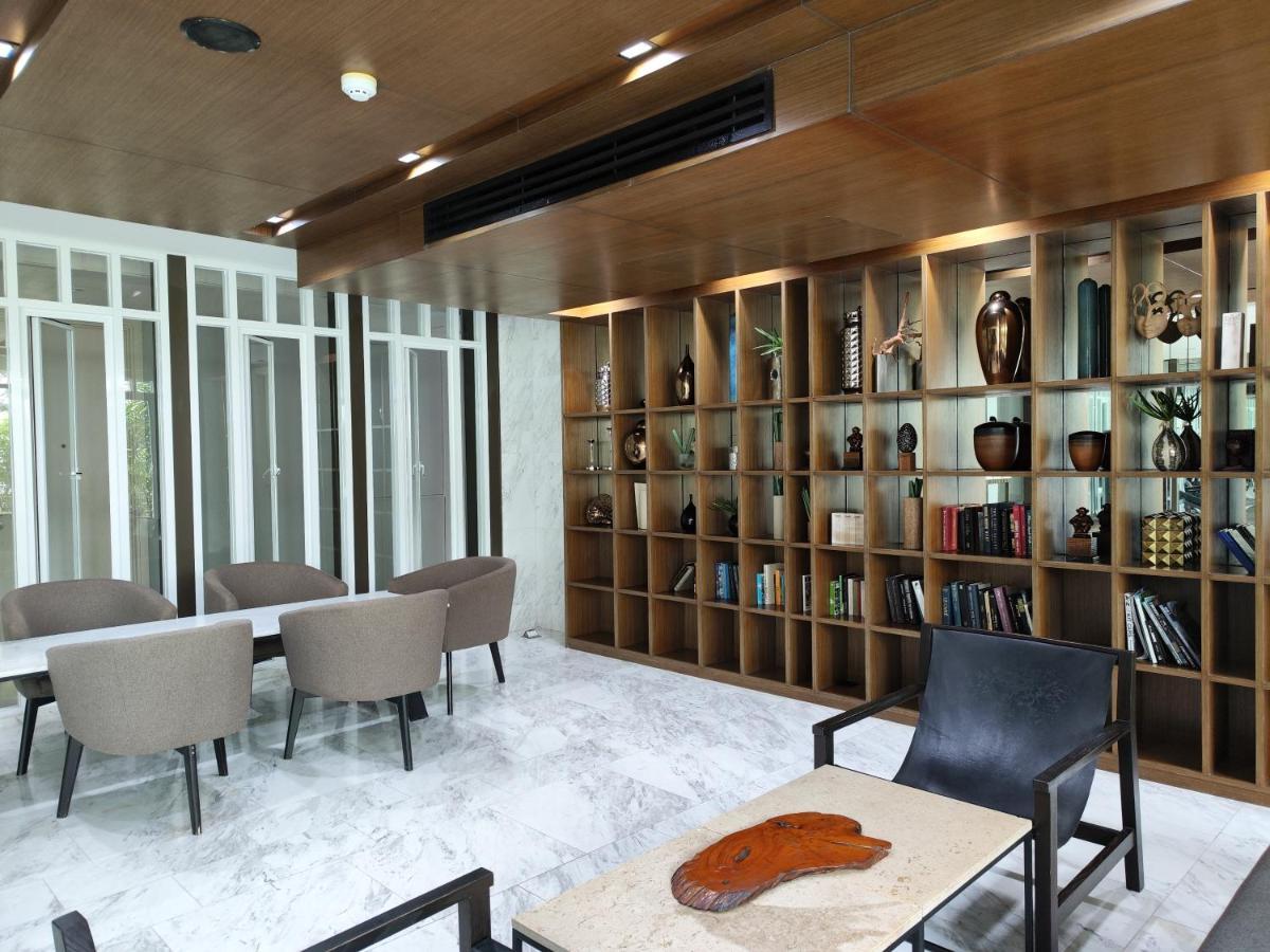 Apartment 2 Floor - The Base Downtown Next To Shopping Mall